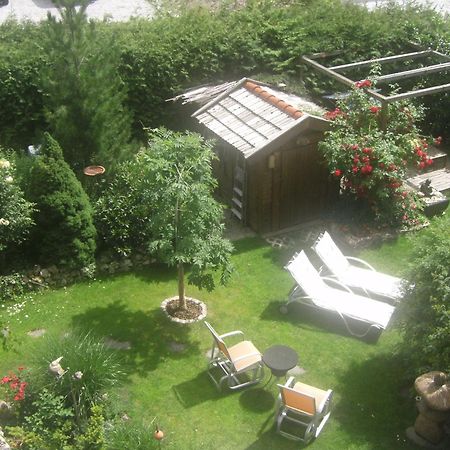 Pension Garni Gerhard Oetz Exteriér fotografie