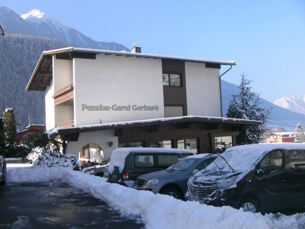 Pension Garni Gerhard Oetz Exteriér fotografie