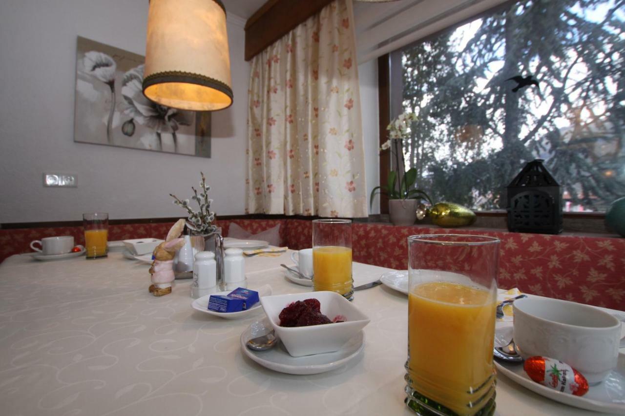 Pension Garni Gerhard Oetz Exteriér fotografie