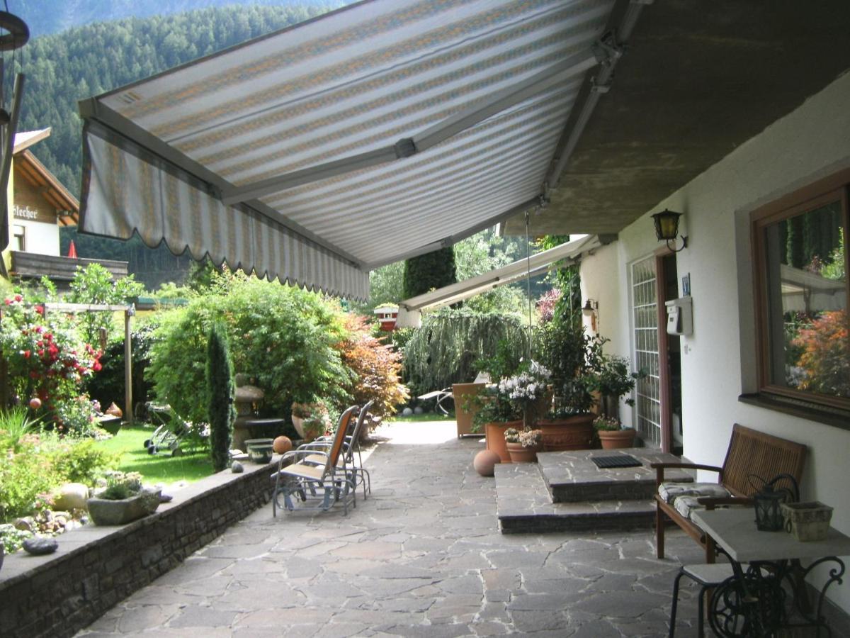 Pension Garni Gerhard Oetz Exteriér fotografie